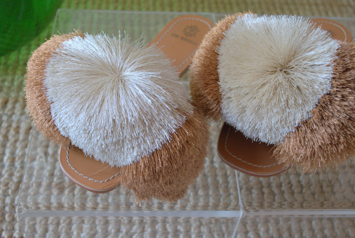 Khira pom pom flat Nen   Bellagio