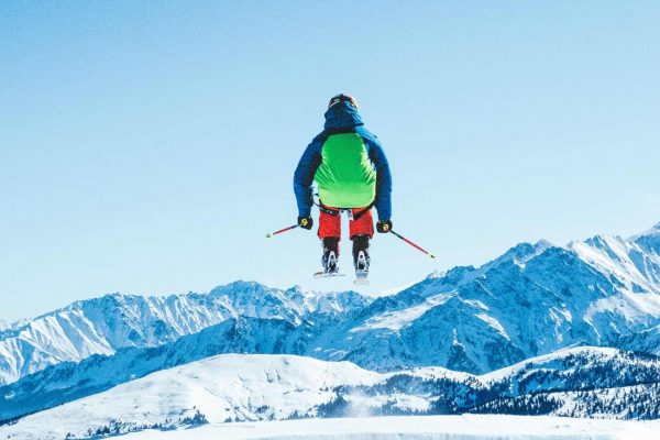 skiing in Bobbio on lake como mountains