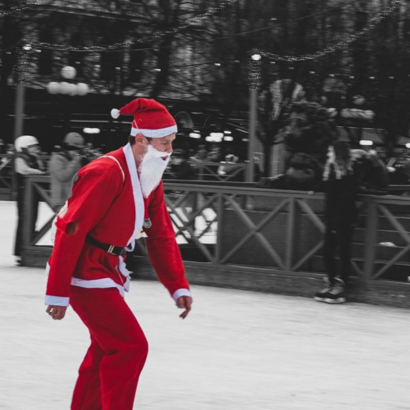 christmas market lake como