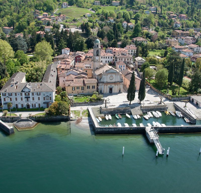 Hamlet_Lake_Como