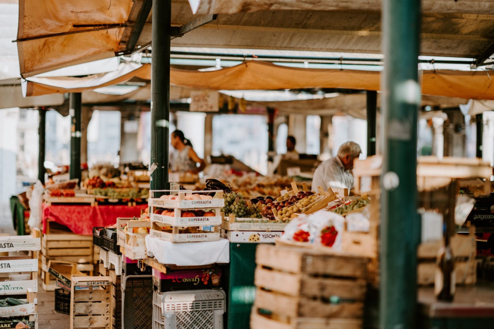 Market_Lake_Como